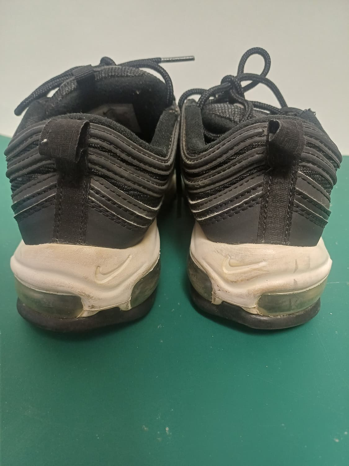 나이키 에어맥스 97 트리플 블랙 (235mm) 상품이미지4