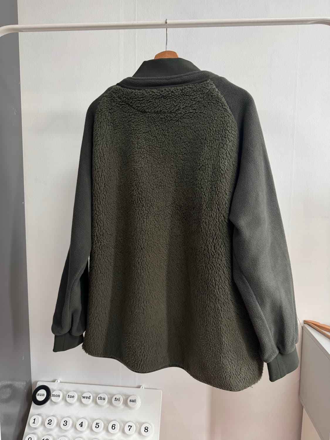 유니클로 화이트마운티니어링 후리스 올리브 상품이미지2