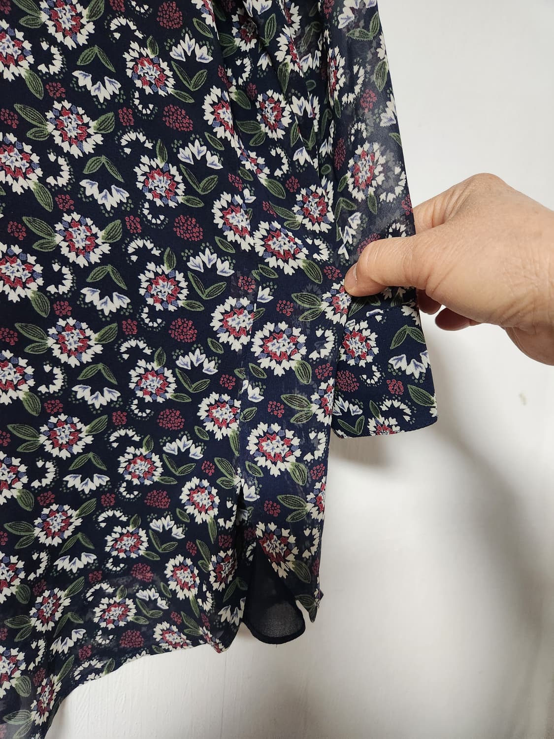 안감있고 기장긴 꽃무늬  블라우스F(85) 상품이미지4