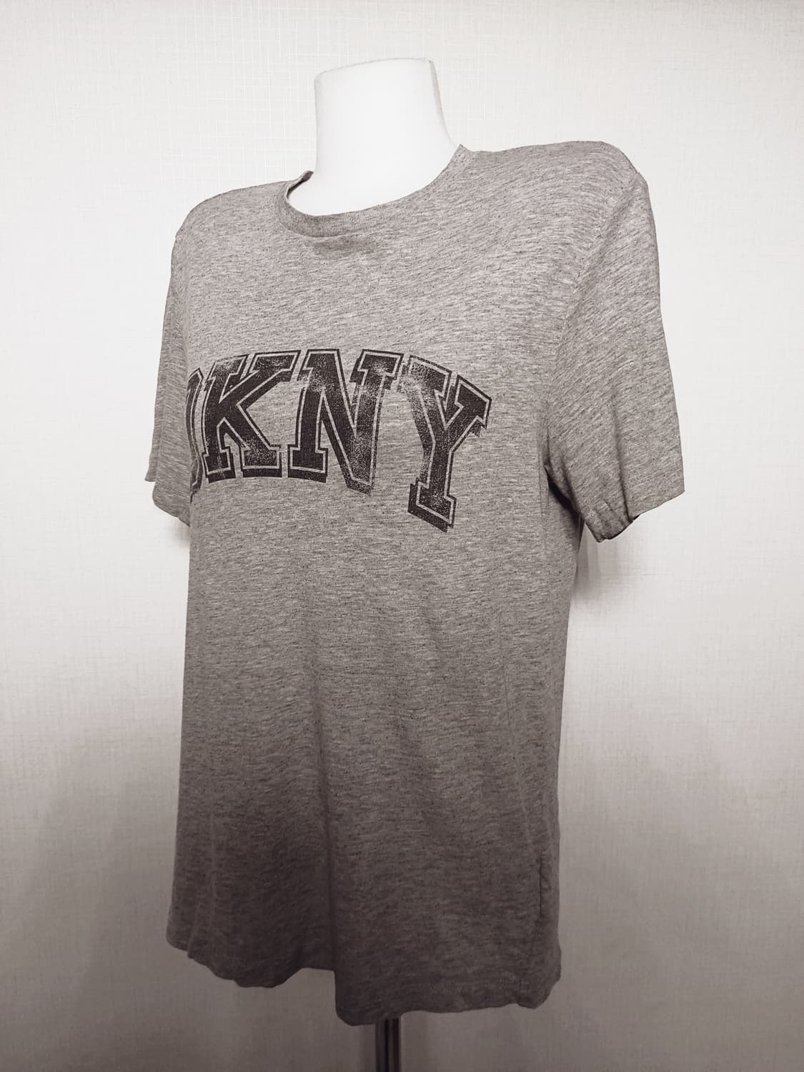 DKNY 워싱빅로고 반팔티셔츠 정품 55 66 그레이 상품이미지2