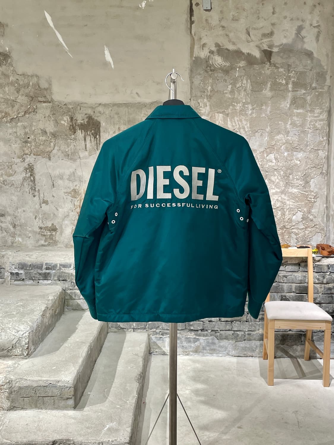 디젤 2019 터쿼즈 로고 나일론 코치 자켓 상품이미지6