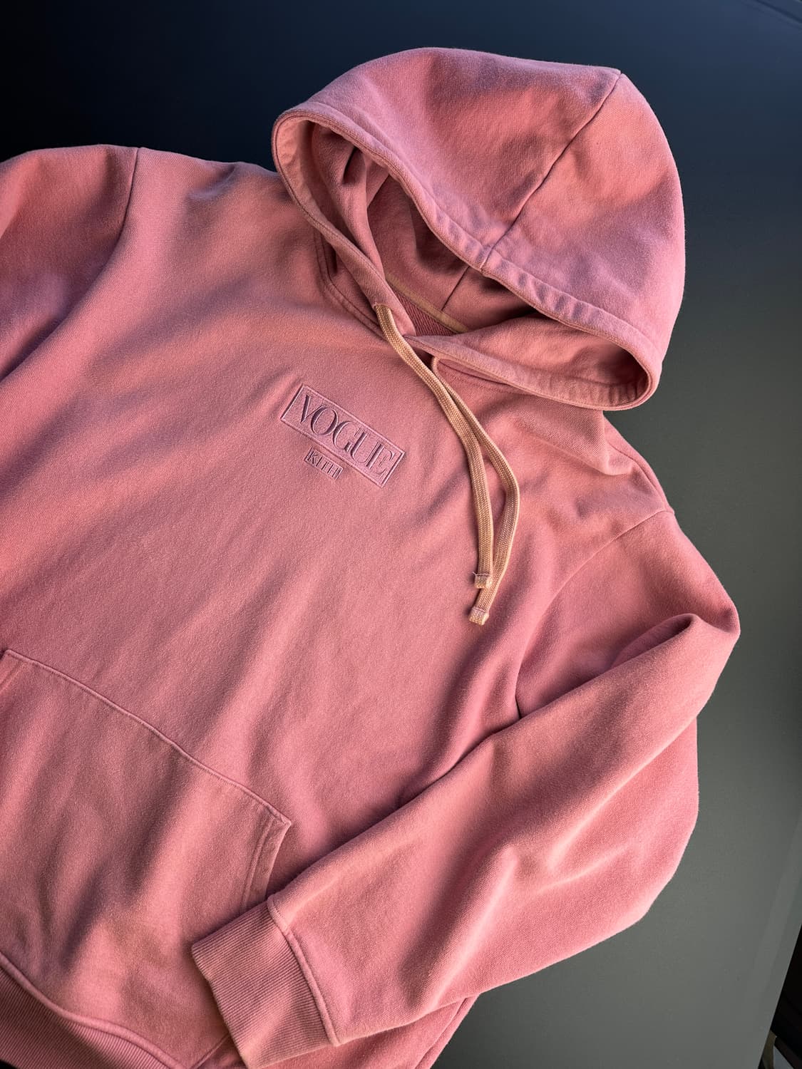 Kith x Vogue hoody 상품이미지3