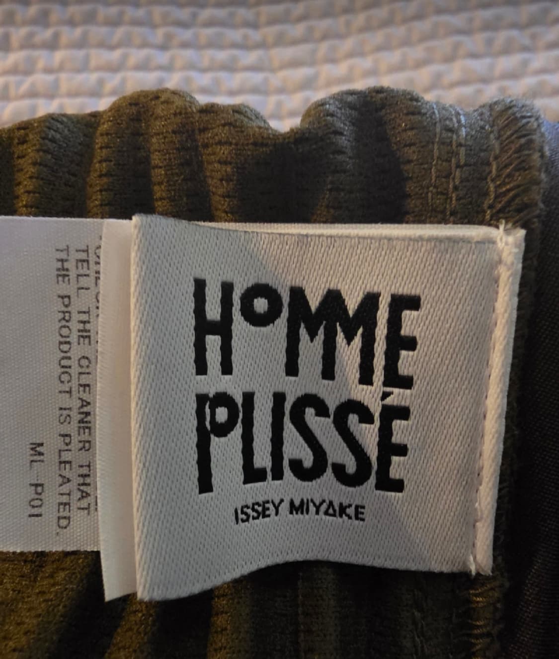 옴므 플리세 칼각주름 카키 바지 상품이미지4