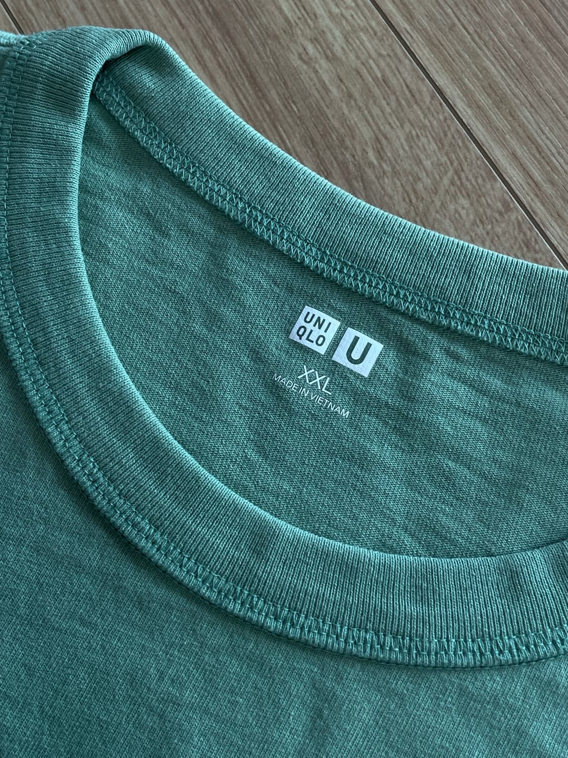유니클로 U 티셔츠 라임 상품이미지2