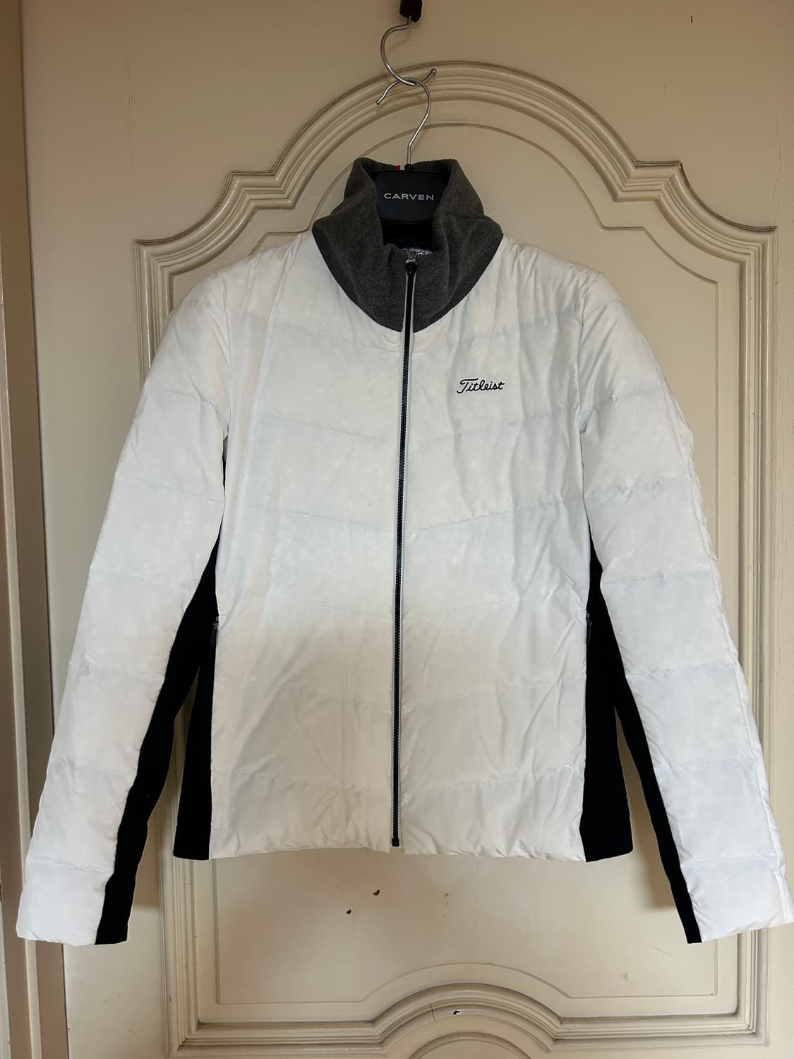 타이틀리스트 구스다운 패딩 상품이미지1