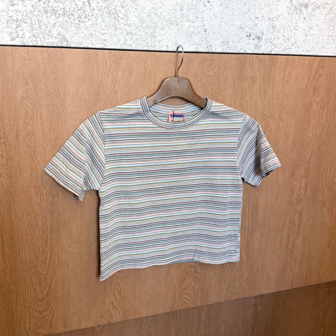 빈티지 라운드넥 크롭 반팔 티셔츠 멀티 스트라이프 패턴 디테일 루즈핏 상품이미지1