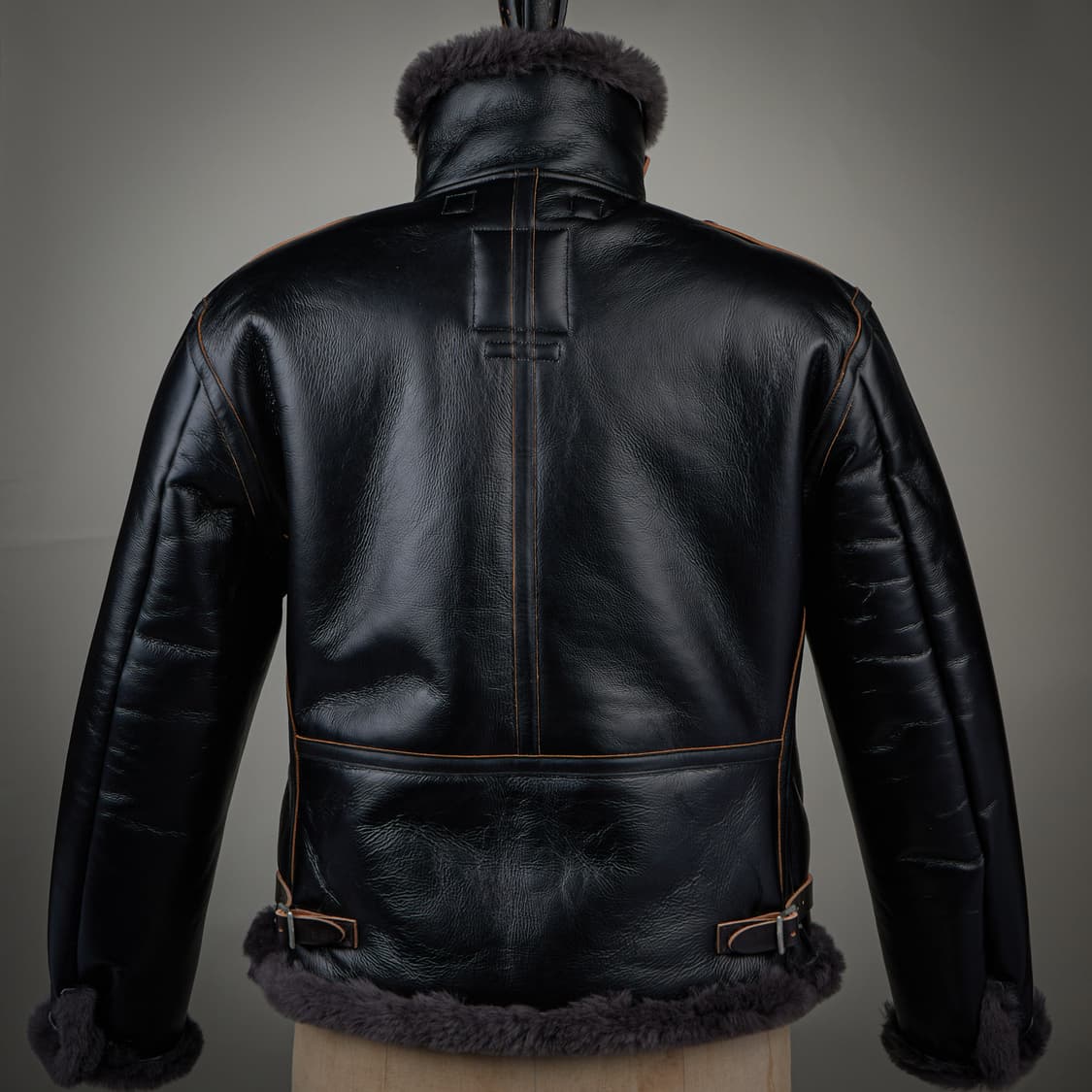 디아프바인 B-6 무스탕 블랙 그레이 상품이미지6