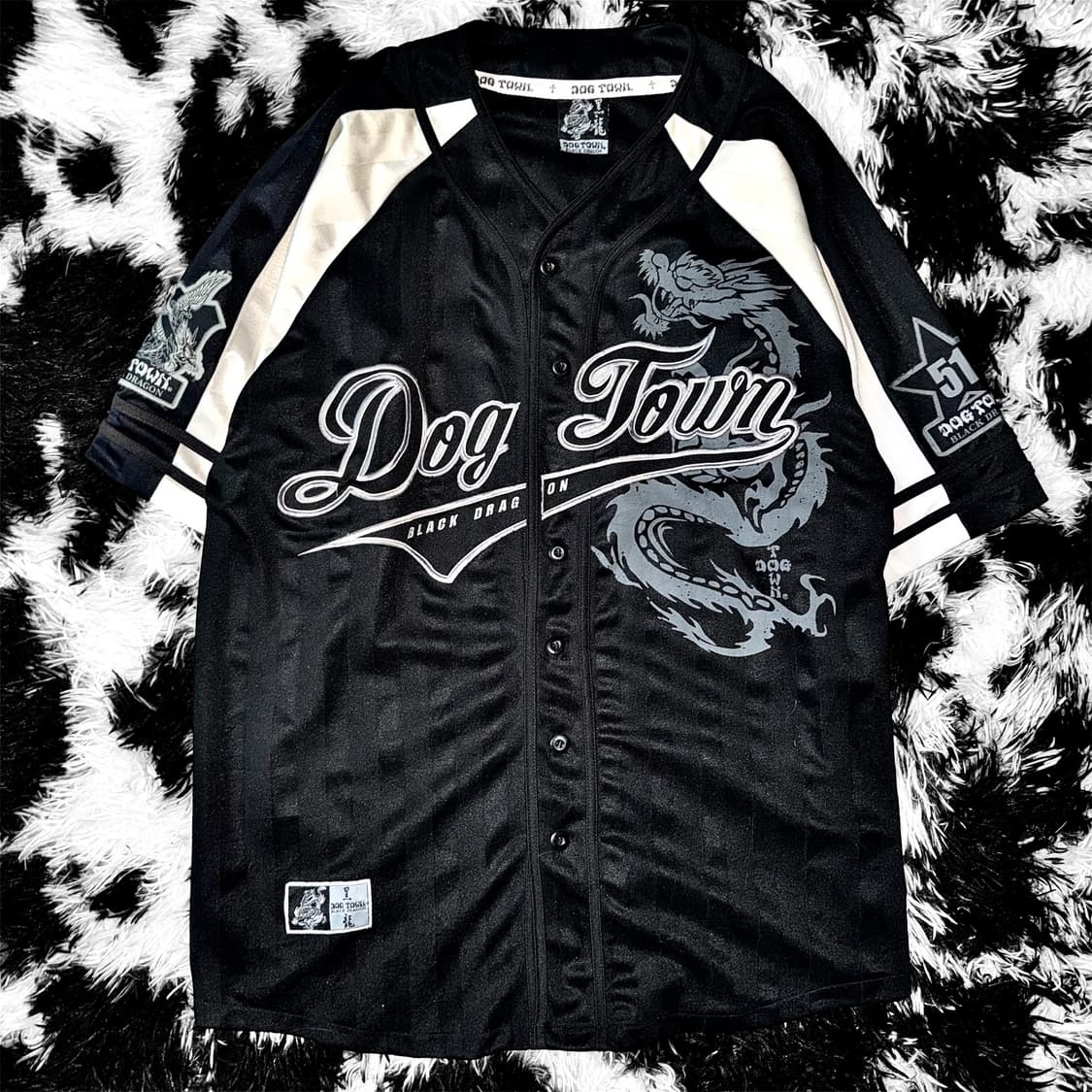 DOGTOWN 드래곤 자수 반팔 져지 상품이미지1