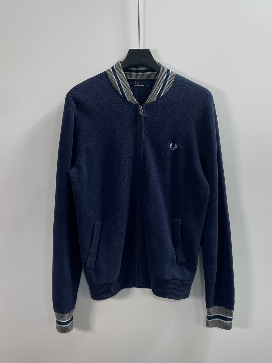 프레디페리 로고 니트집업 (on.564)   상품이미지1