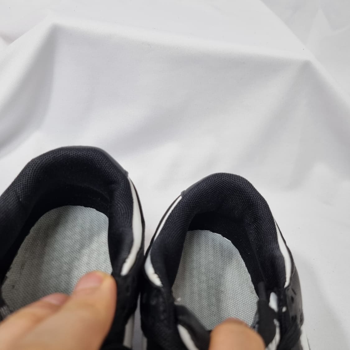 240 나이키 덩크 로우 레트로 화이트 블랙 범고래 상품이미지6