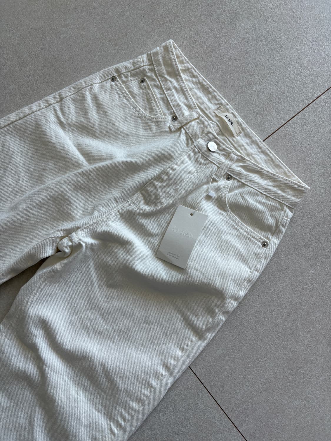 르플레인 화이트 데님 팬츠 상품이미지3