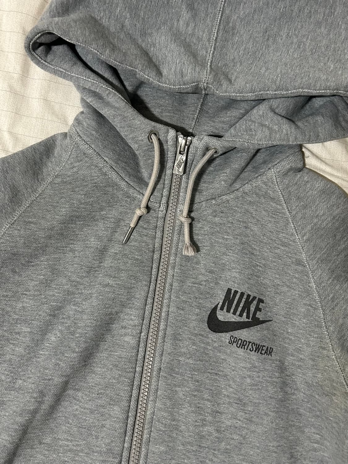 나이키 슬림핏 그레이 후드집업 상품이미지3