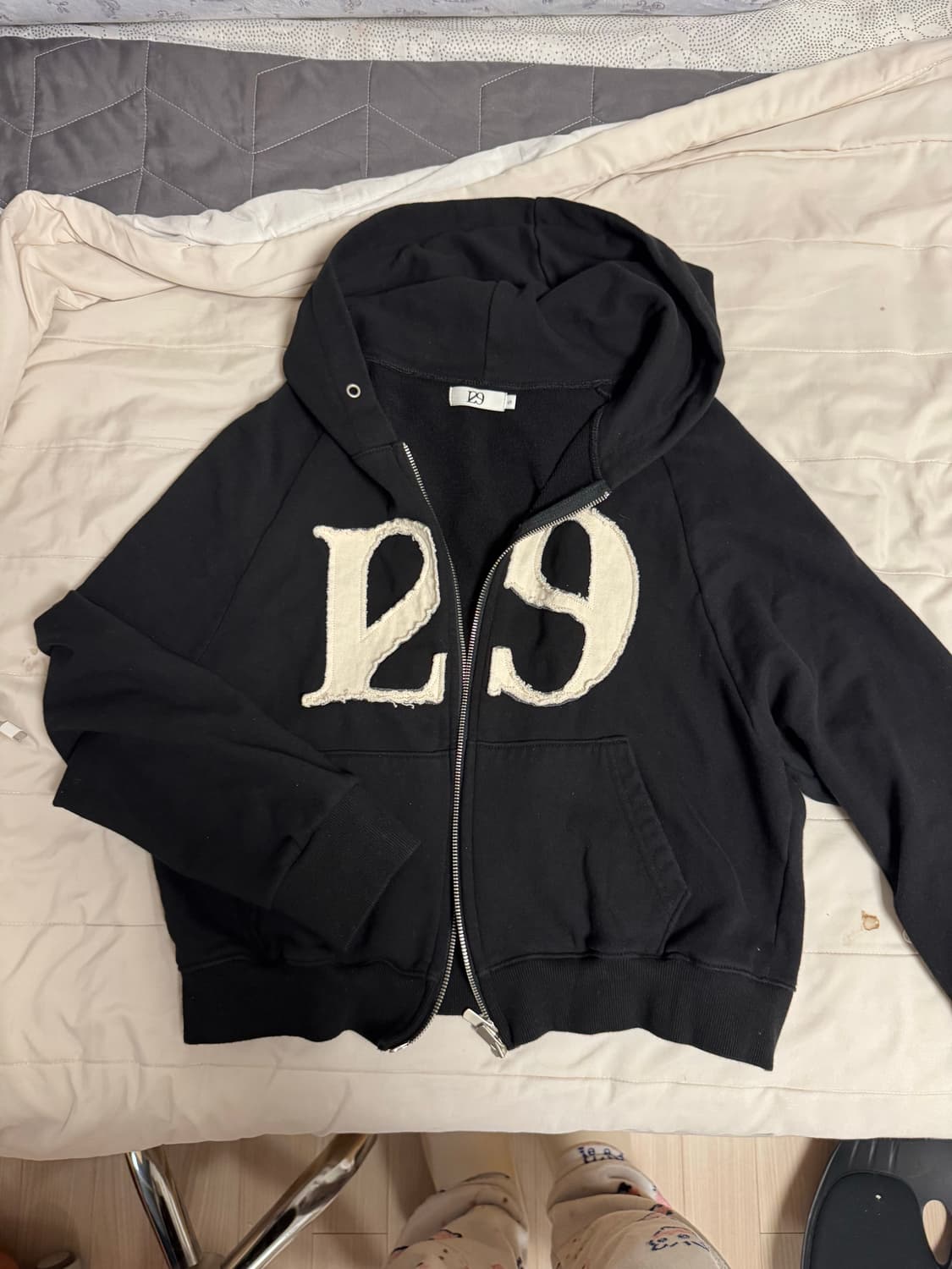 일리고 로고 패치 후드집업s 상품이미지2