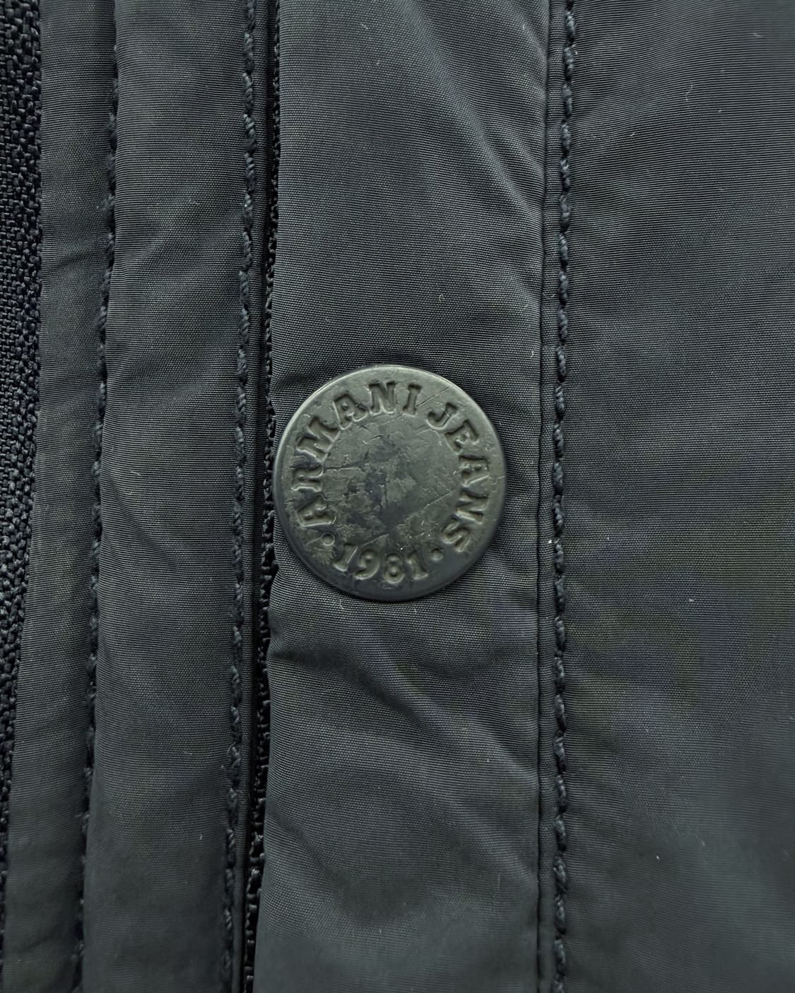 아르마니 진스 00s 폴리쉘 봄버 자켓 네이비 상품이미지3