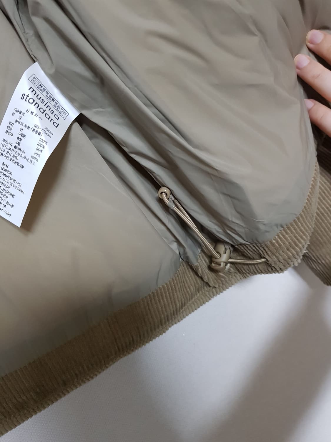 무신사 스탠다드 푸퍼 코듀로이 패딩 베이지 상품이미지7