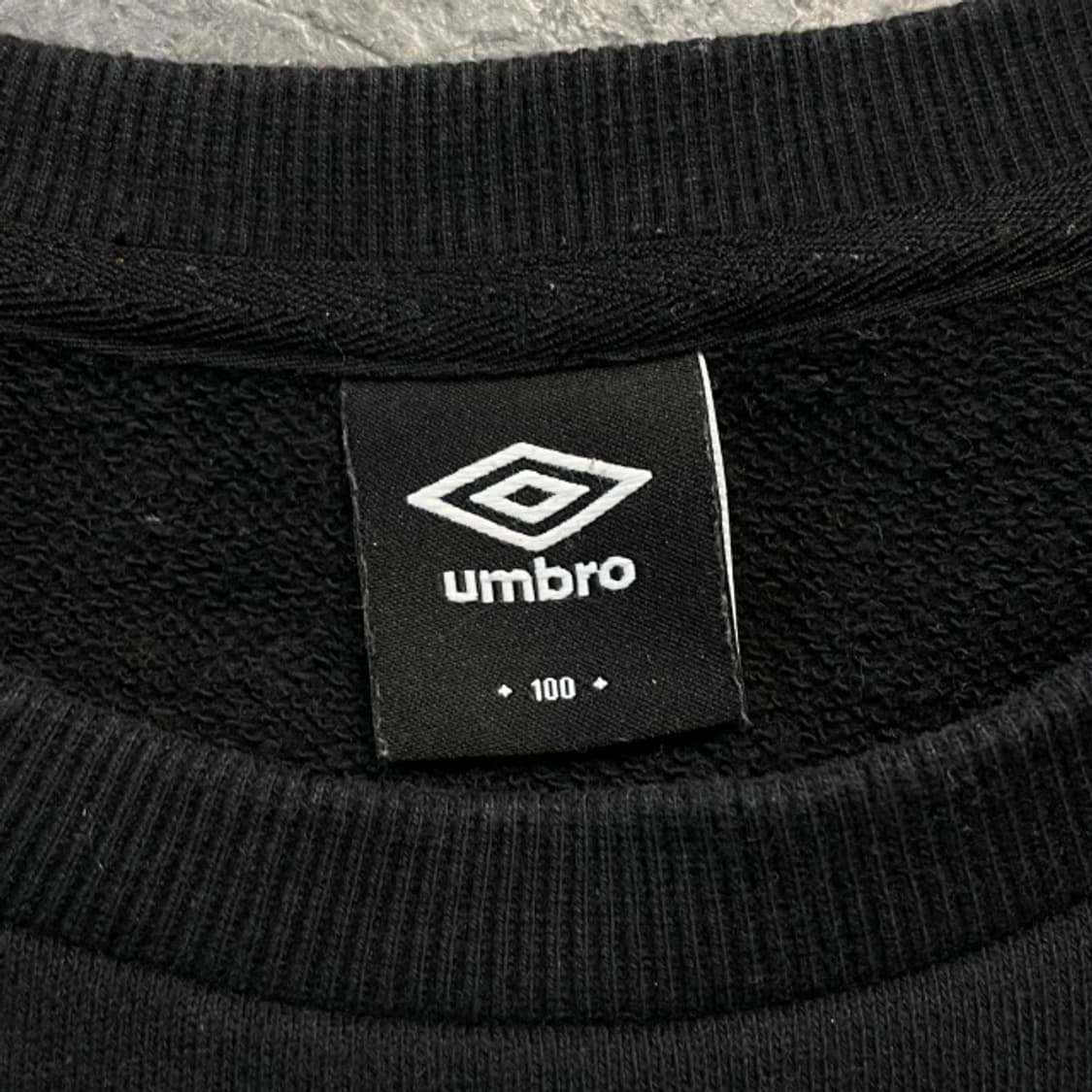 100 엄브로 맨투맨  상품이미지3