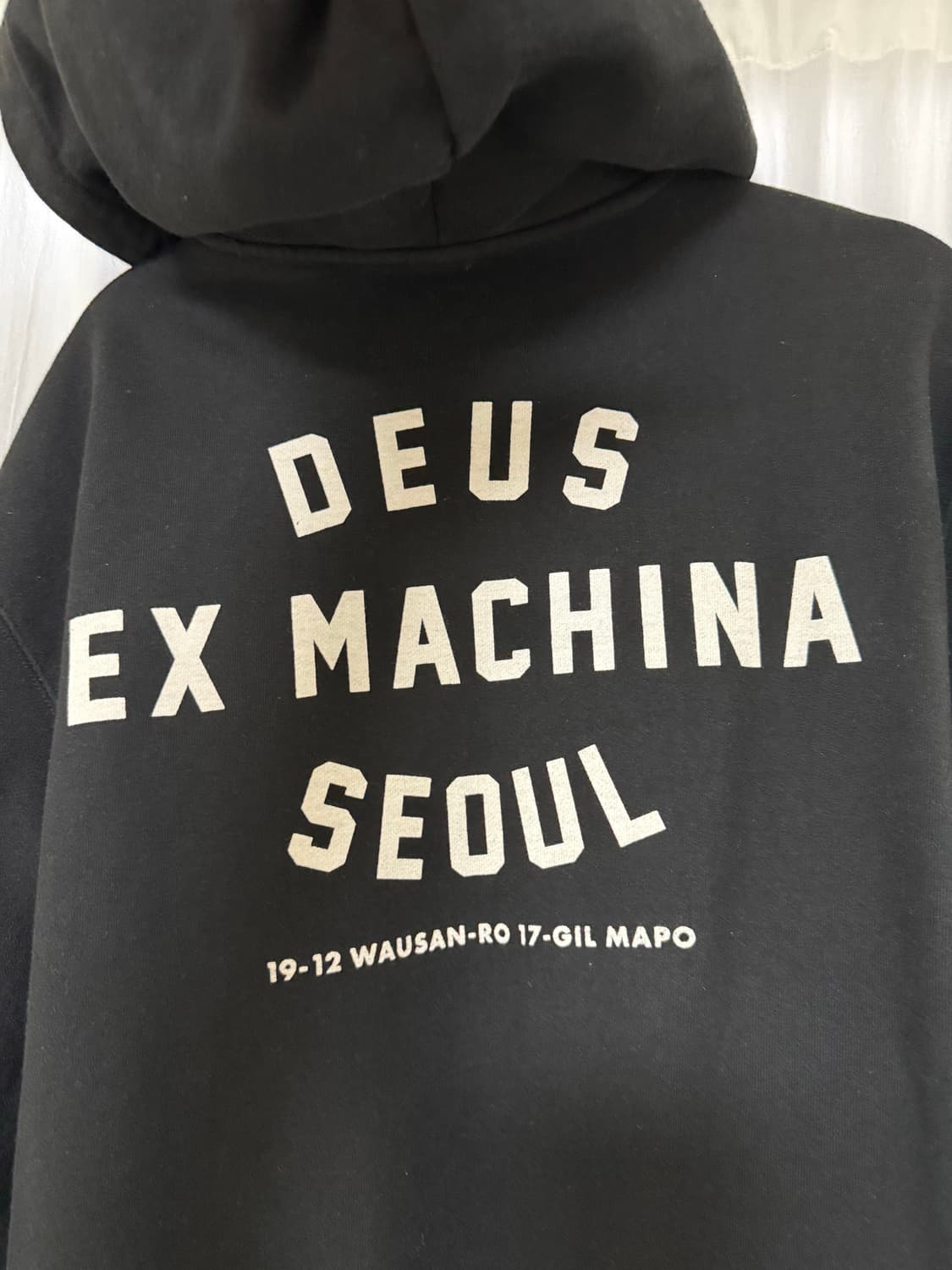 데우스 엑스 마키나 후드집업 블랙 상품이미지5