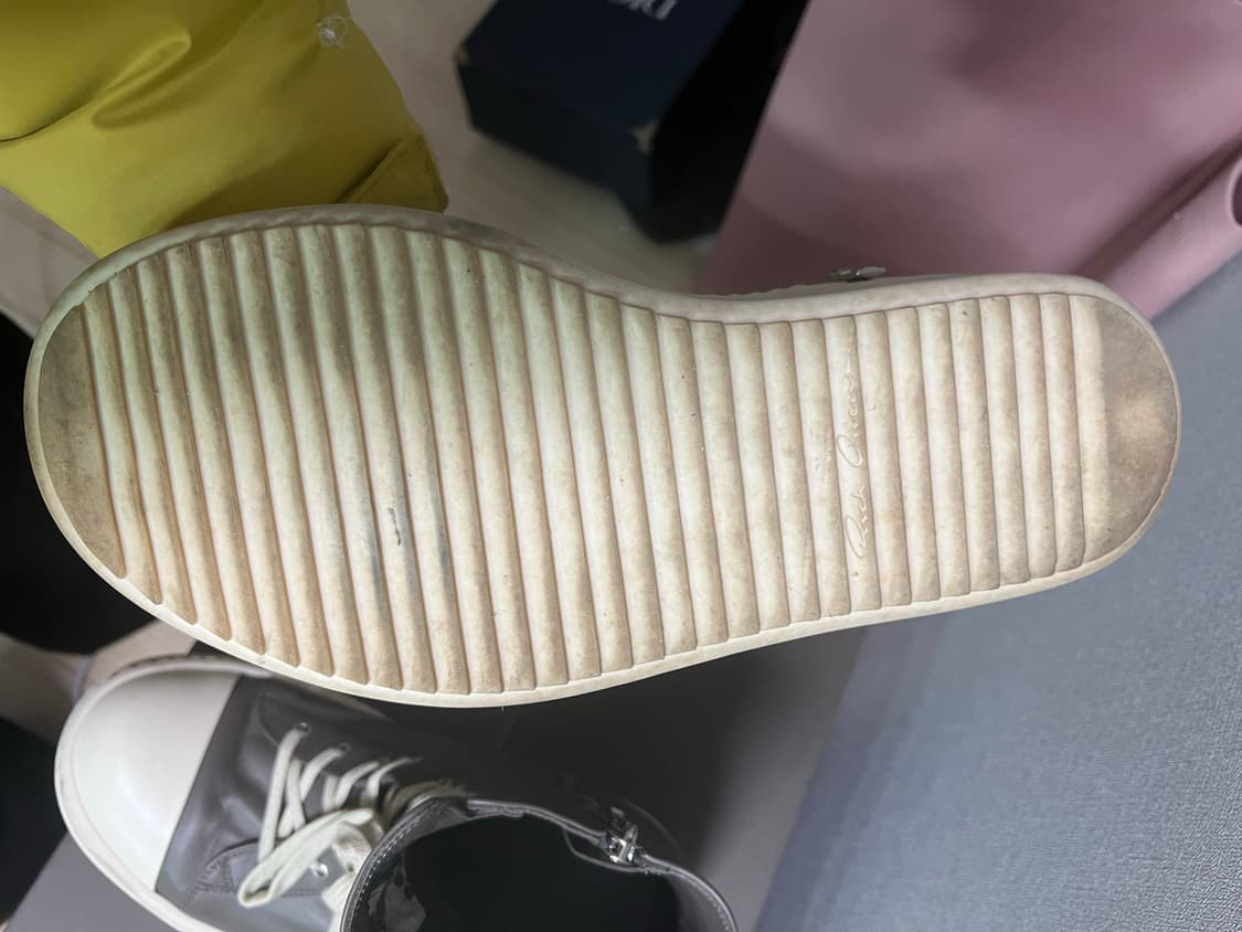 릭오웬스메가 라몬즈 브라운 (래더)44사이즈팝니다 상품이미지3