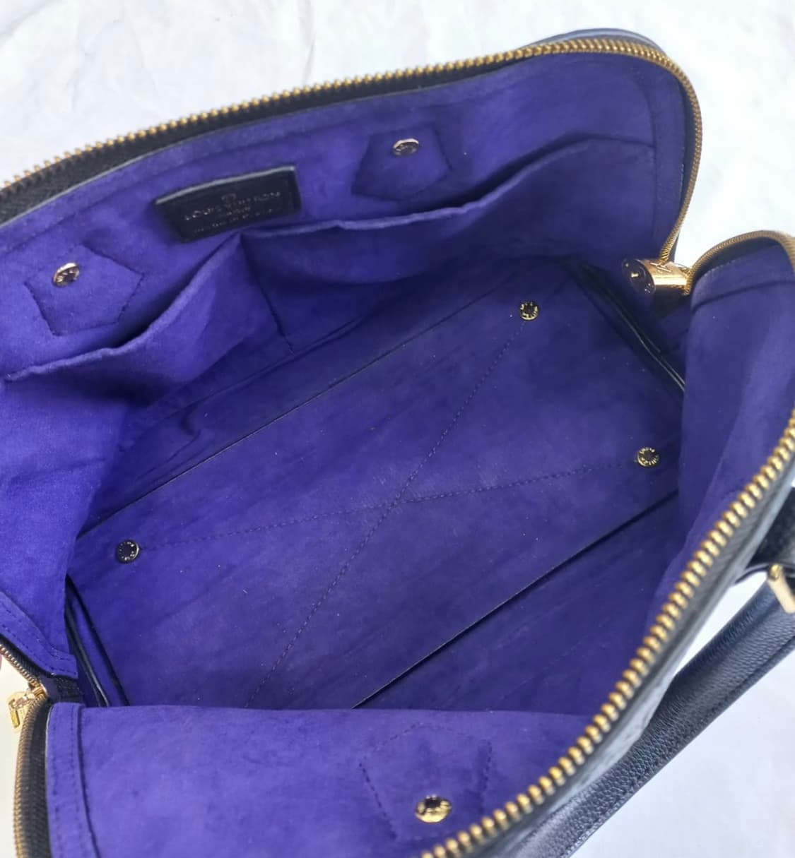 루이비통 알마 pm 모노그램 앙프렝뜨 블랙 상품이미지6