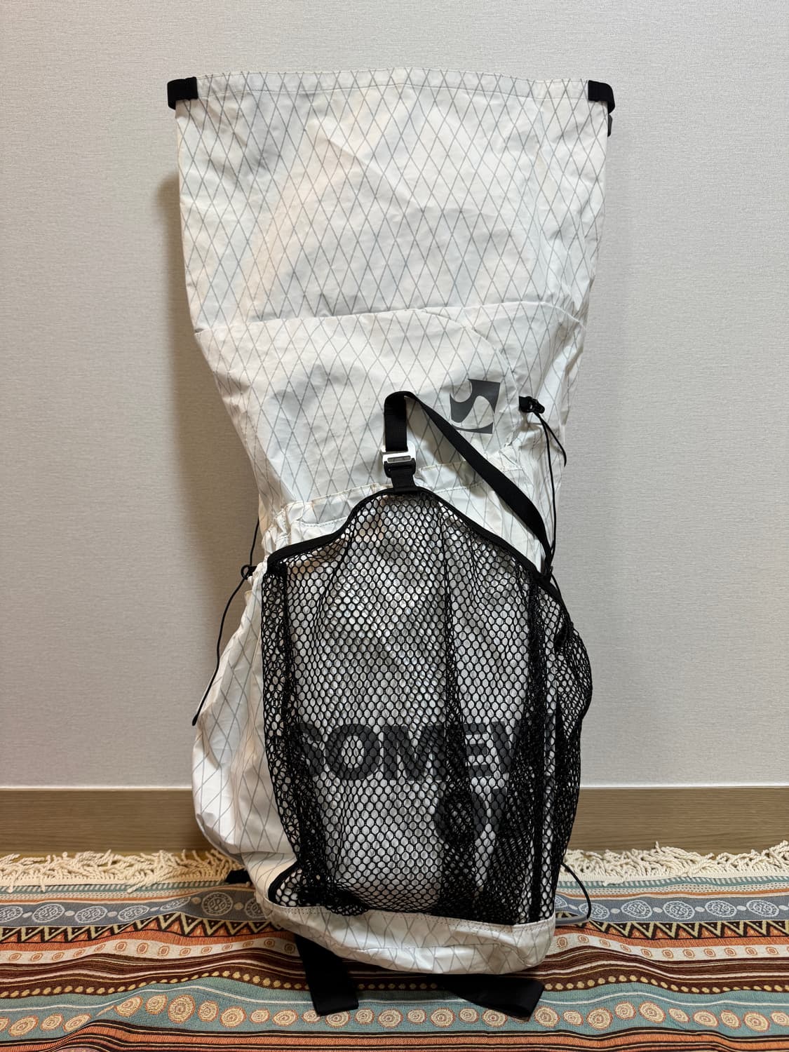 Sohc 썸웨어아웃사이드 55L 백팩 상품이미지3