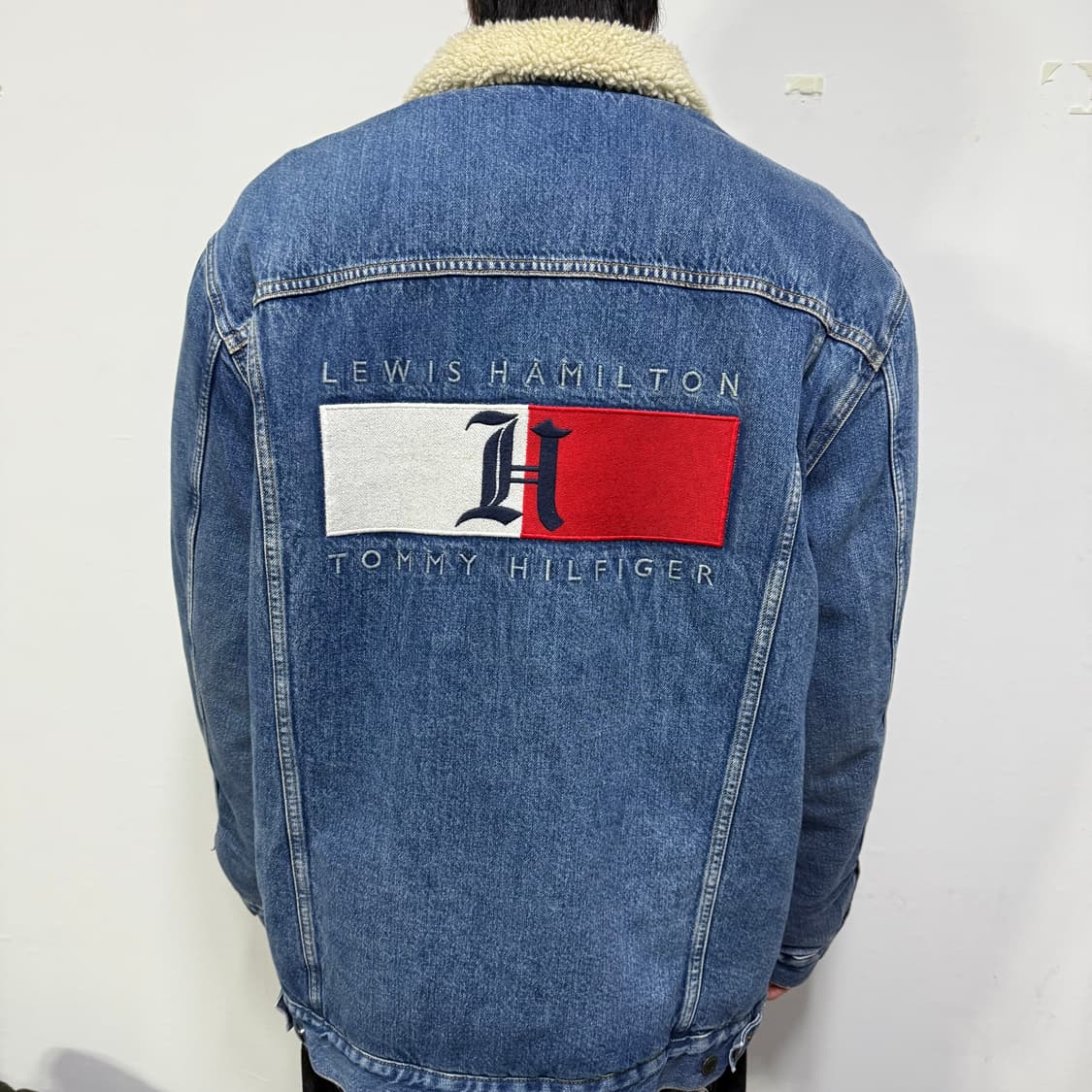 타미힐피거 빅로고 데님 쉐르파 자켓 상품이미지4