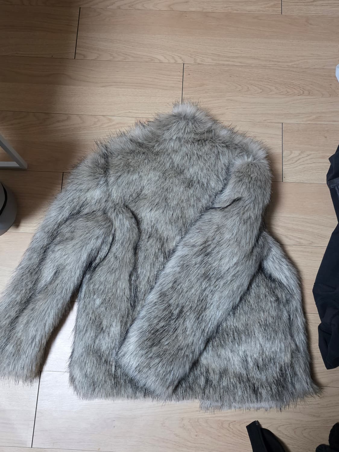 EERHOUSE 이이알하우스 퍼자켓 상품이미지3