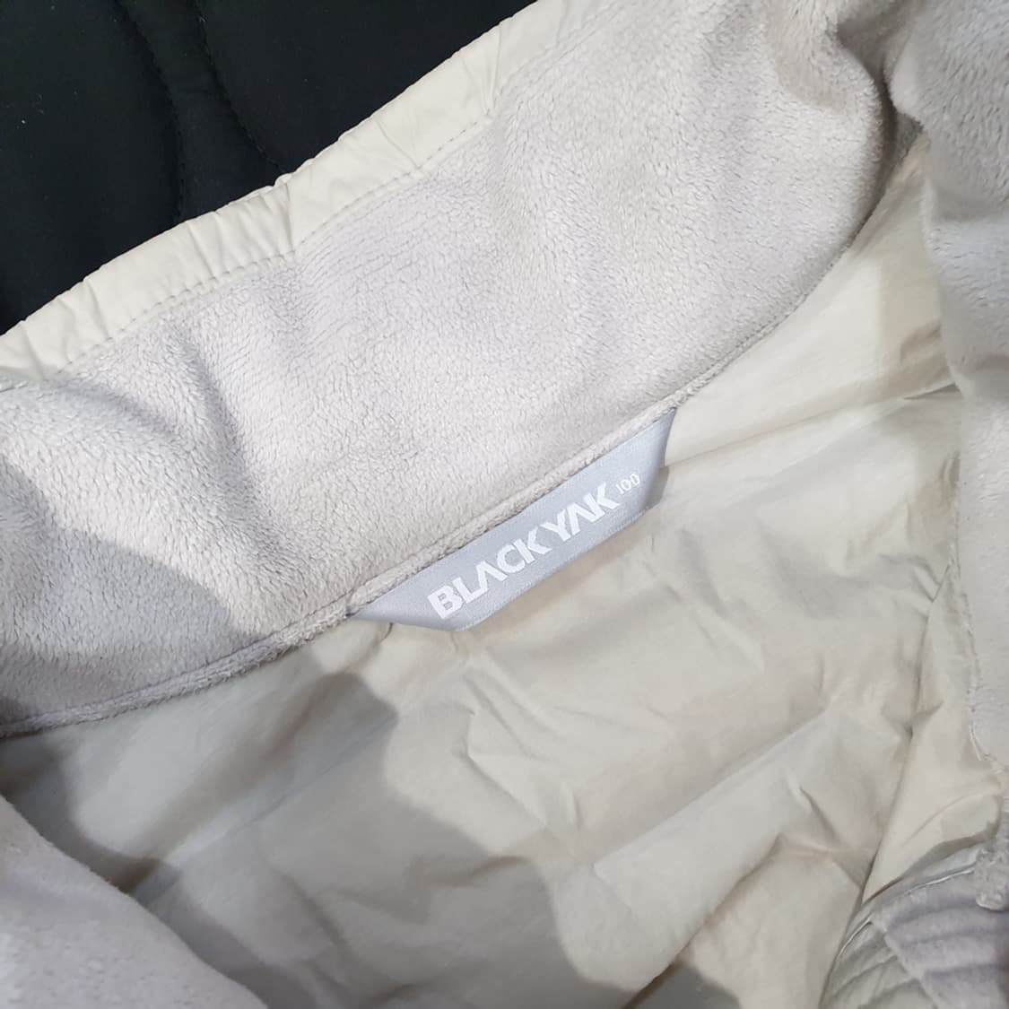 블랙야크 BN튜브라이트다운자켓 100 상품이미지4
