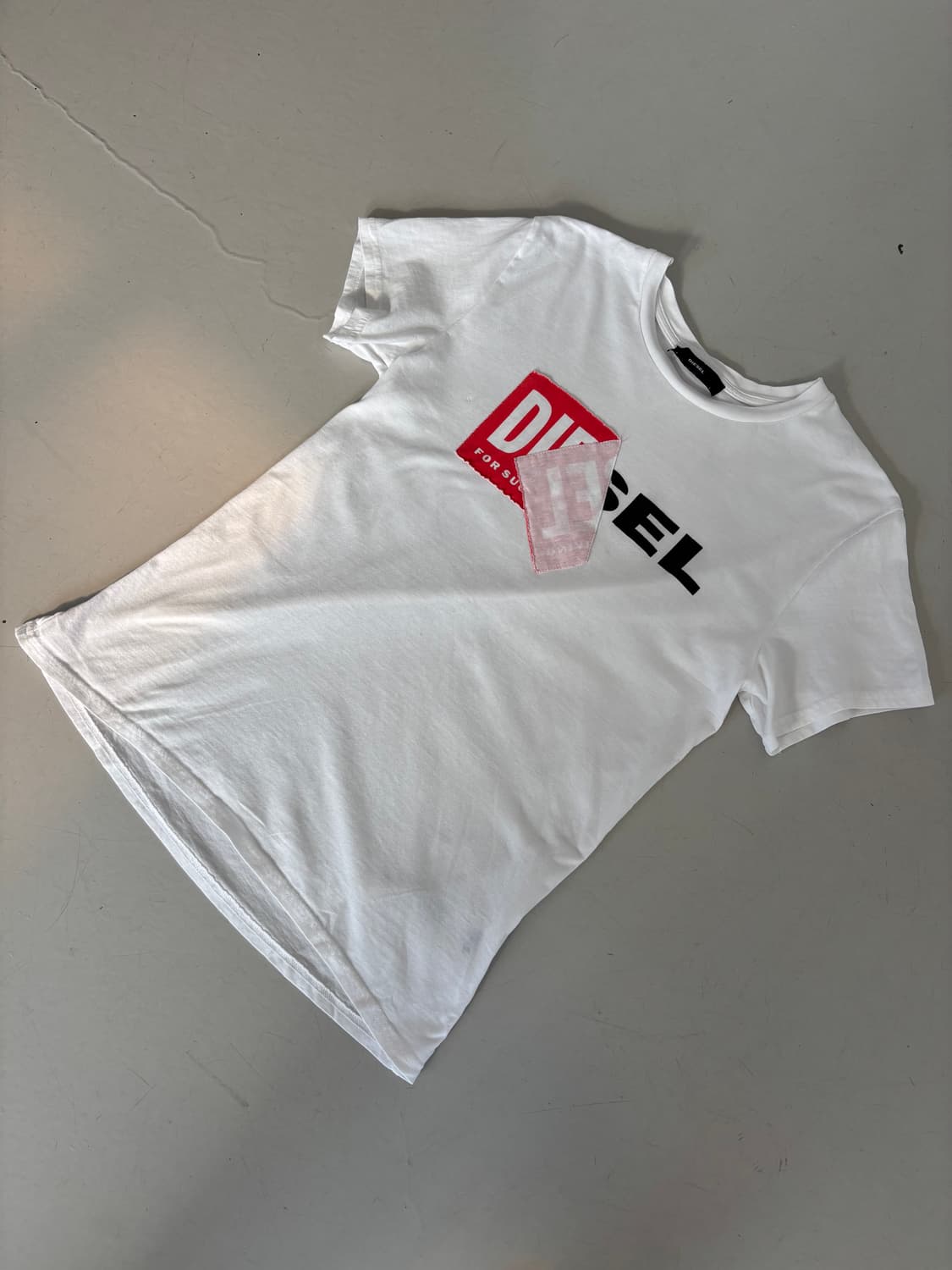 Diesel Round T 상품이미지3