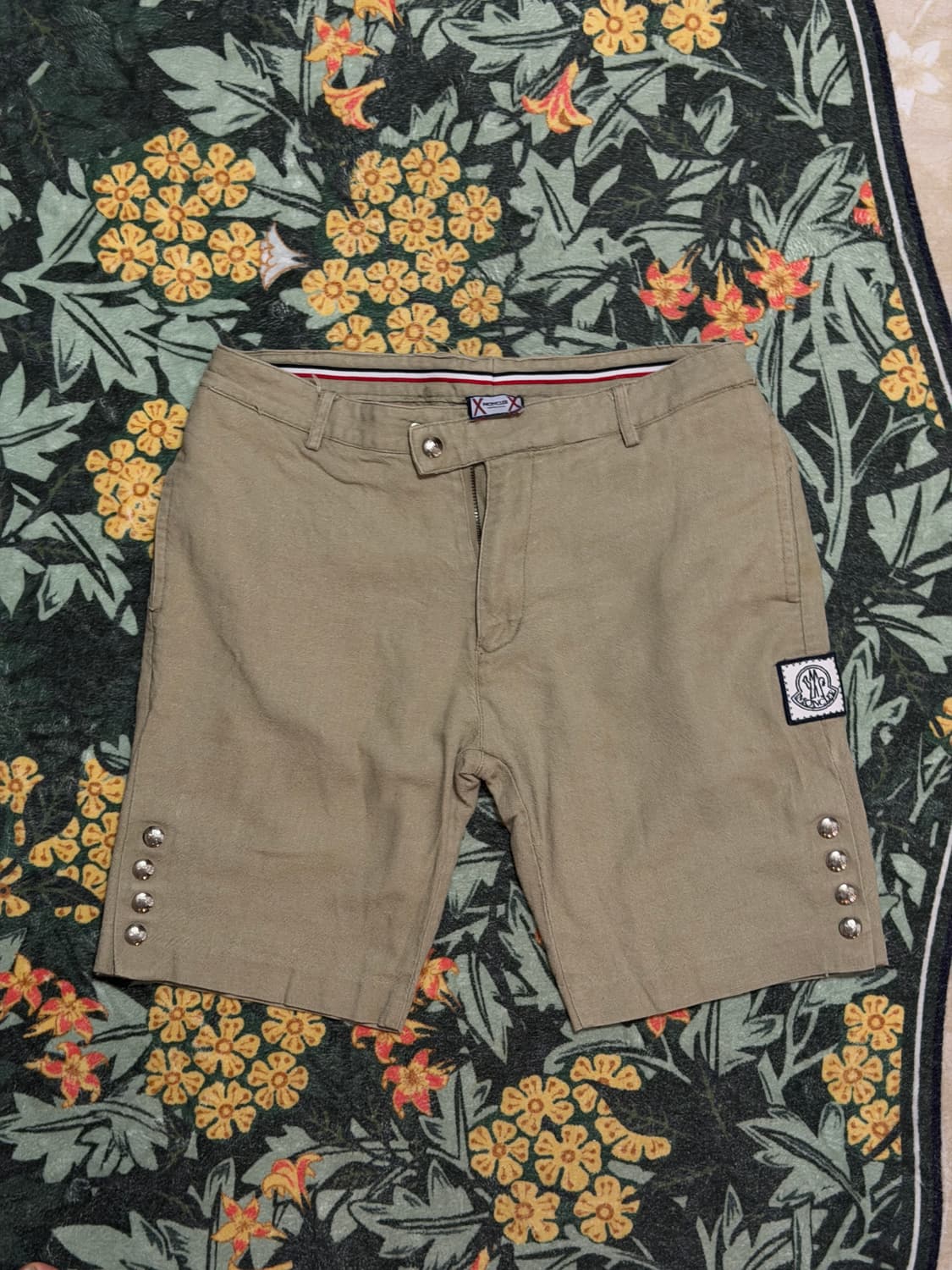 몽클레어 반바지 상품이미지1