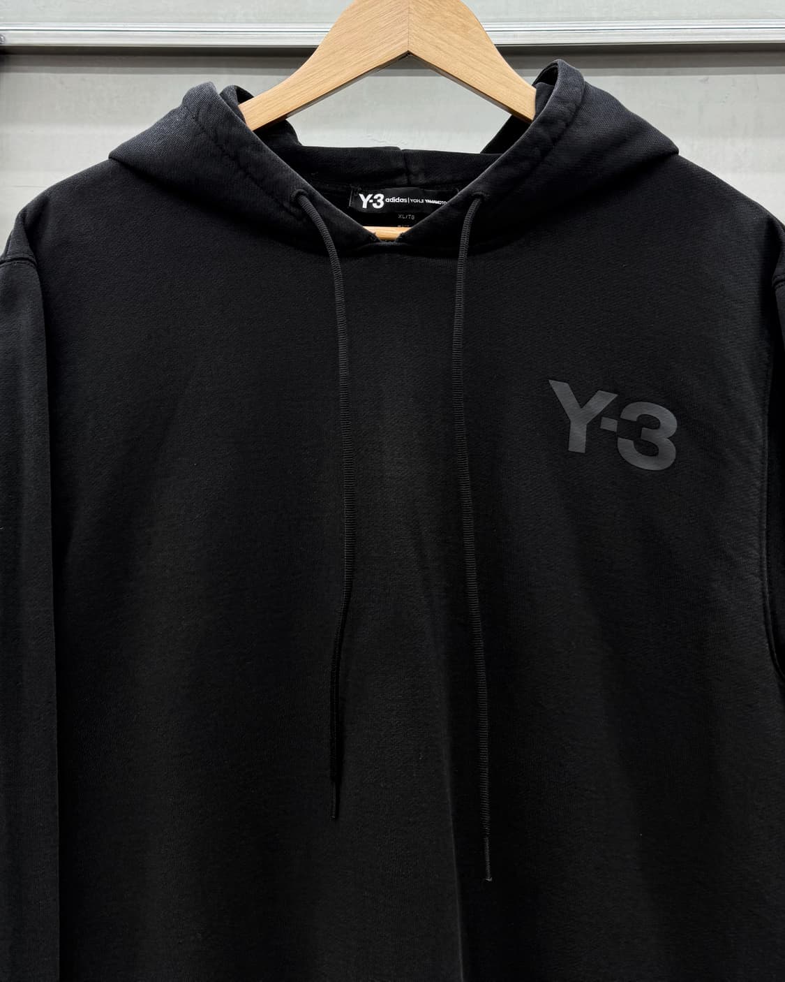 Y-3 요지 야마모토 베이직 로고 스웻 후디 상품이미지3