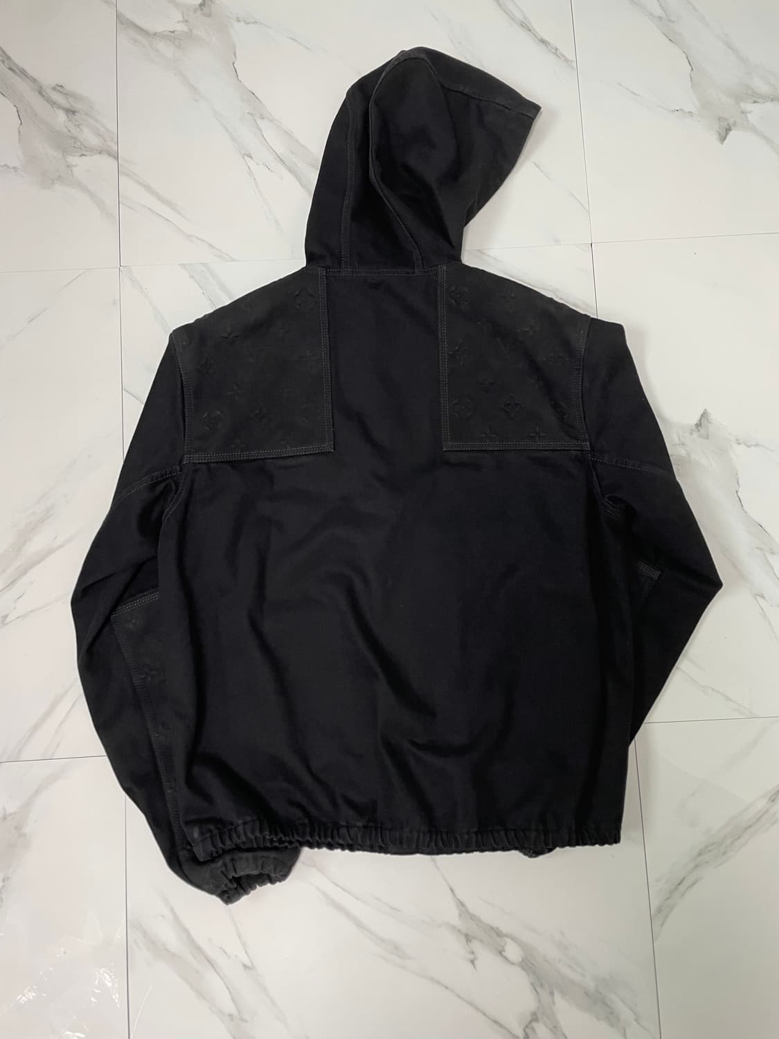 루이비통 카펜터 모노그램 데님 후드 자켓 50 백화점택 상품이미지4