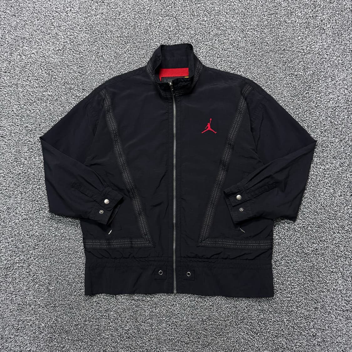 Name : 나이키 조던 점프맨 안감로고 올드스쿨 오버핏 바람막이 :) 상품이미지3