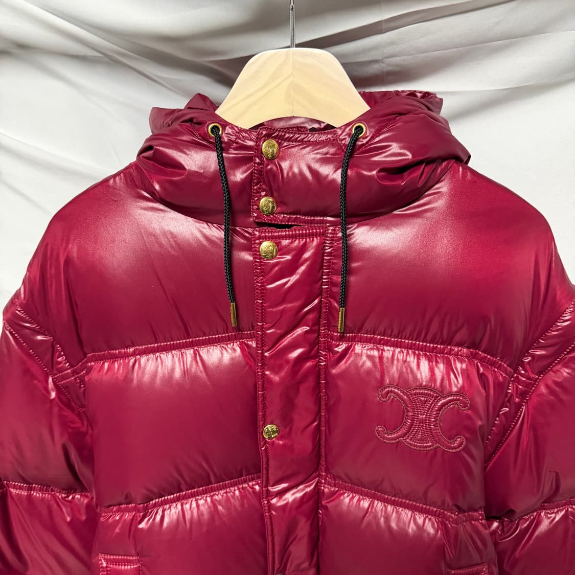 [S+급/38] 셀린느 라이트웨이트 나일론 크롭 트리옹프 여성패딩 상품이미지2