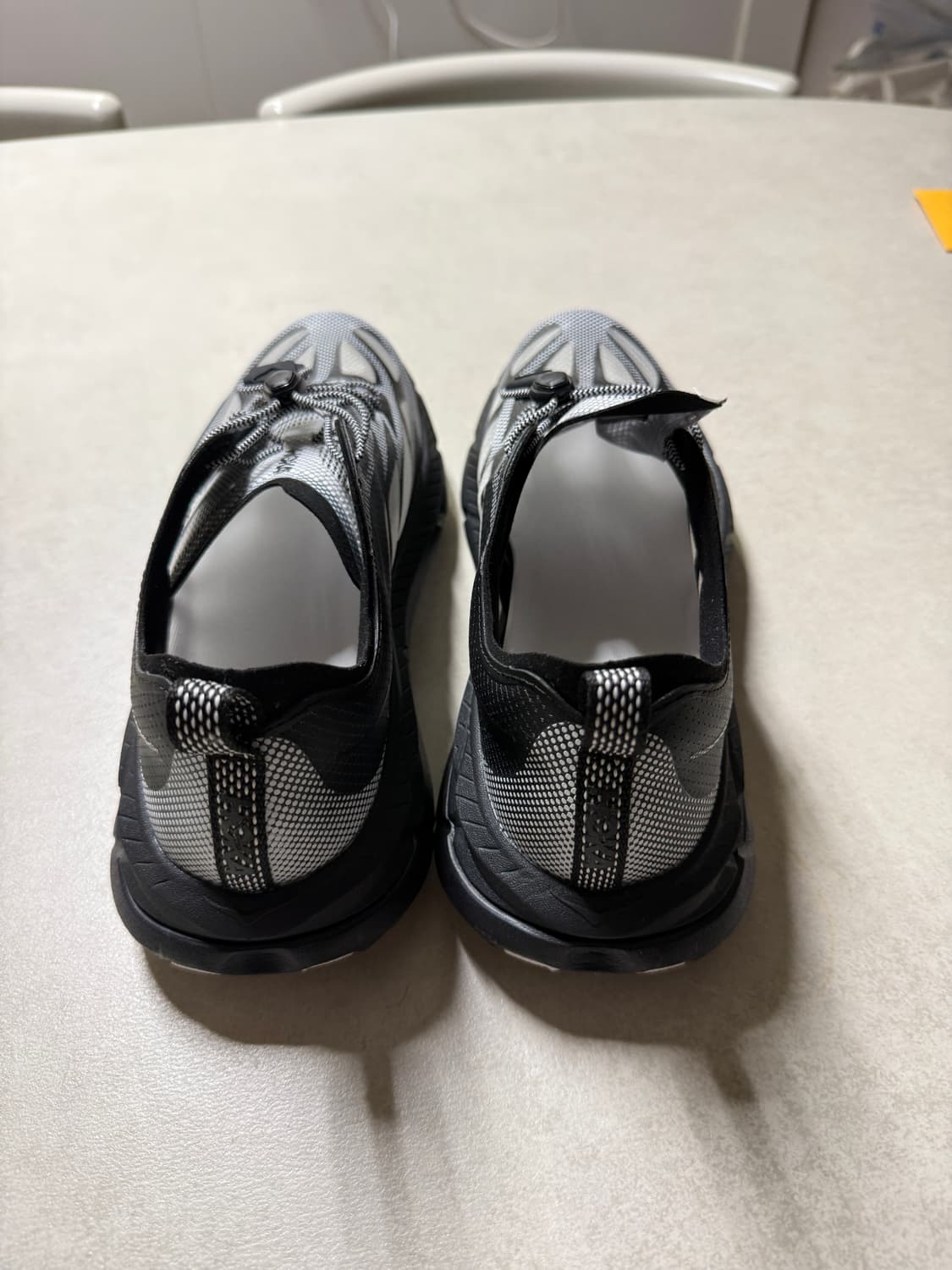 호카 마파테 스피드4 라이트 TS 블랙화이트 상품이미지2