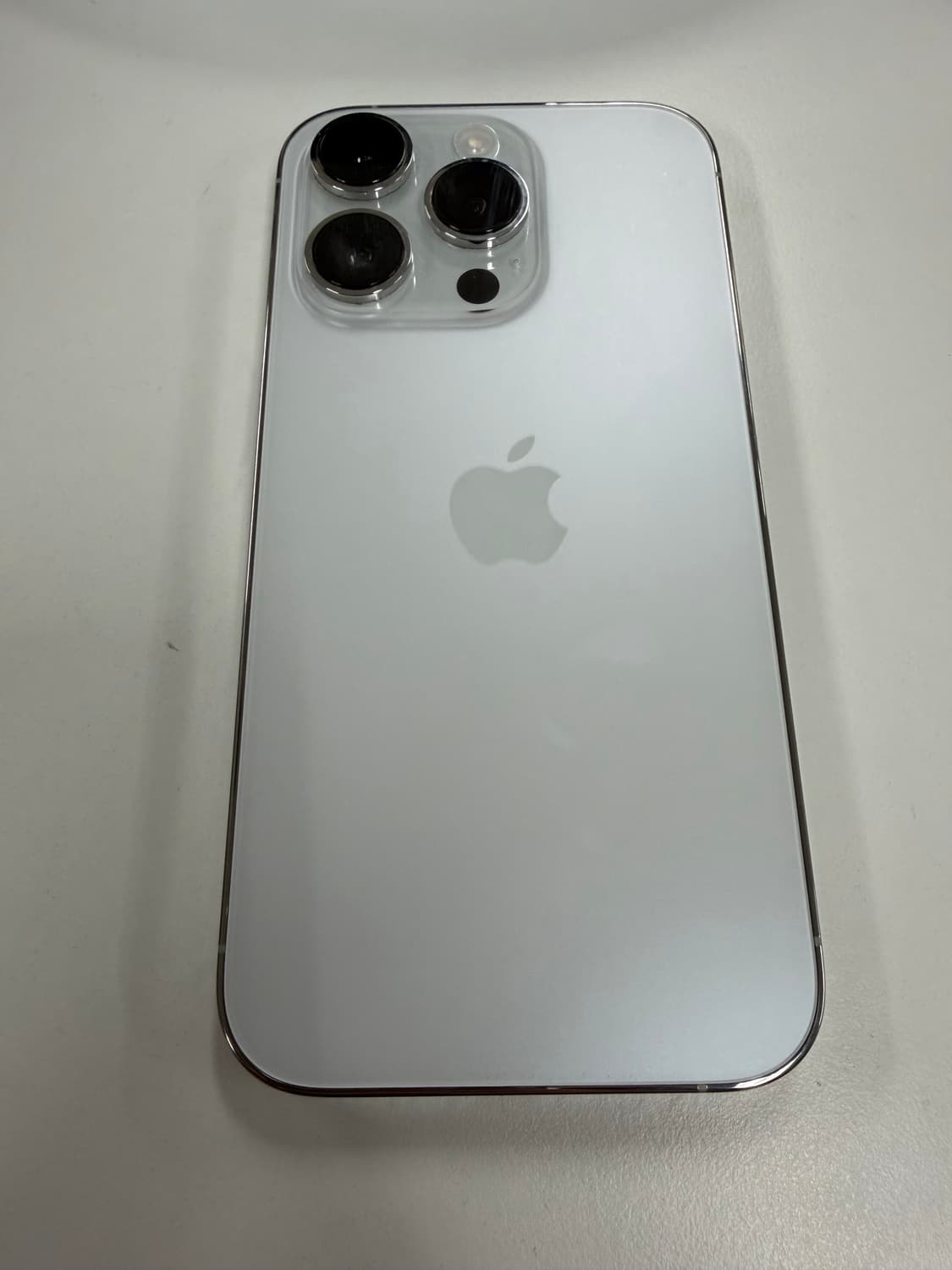 아이폰14프로 256 화이트 상품이미지2