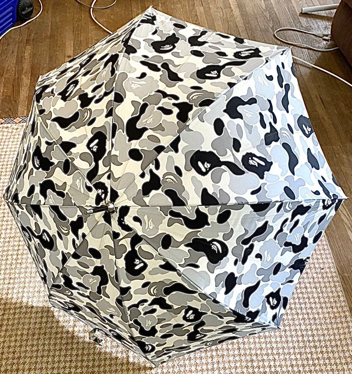 베이프 아카이브 ABC카모 그레이 장우산 상품이미지1