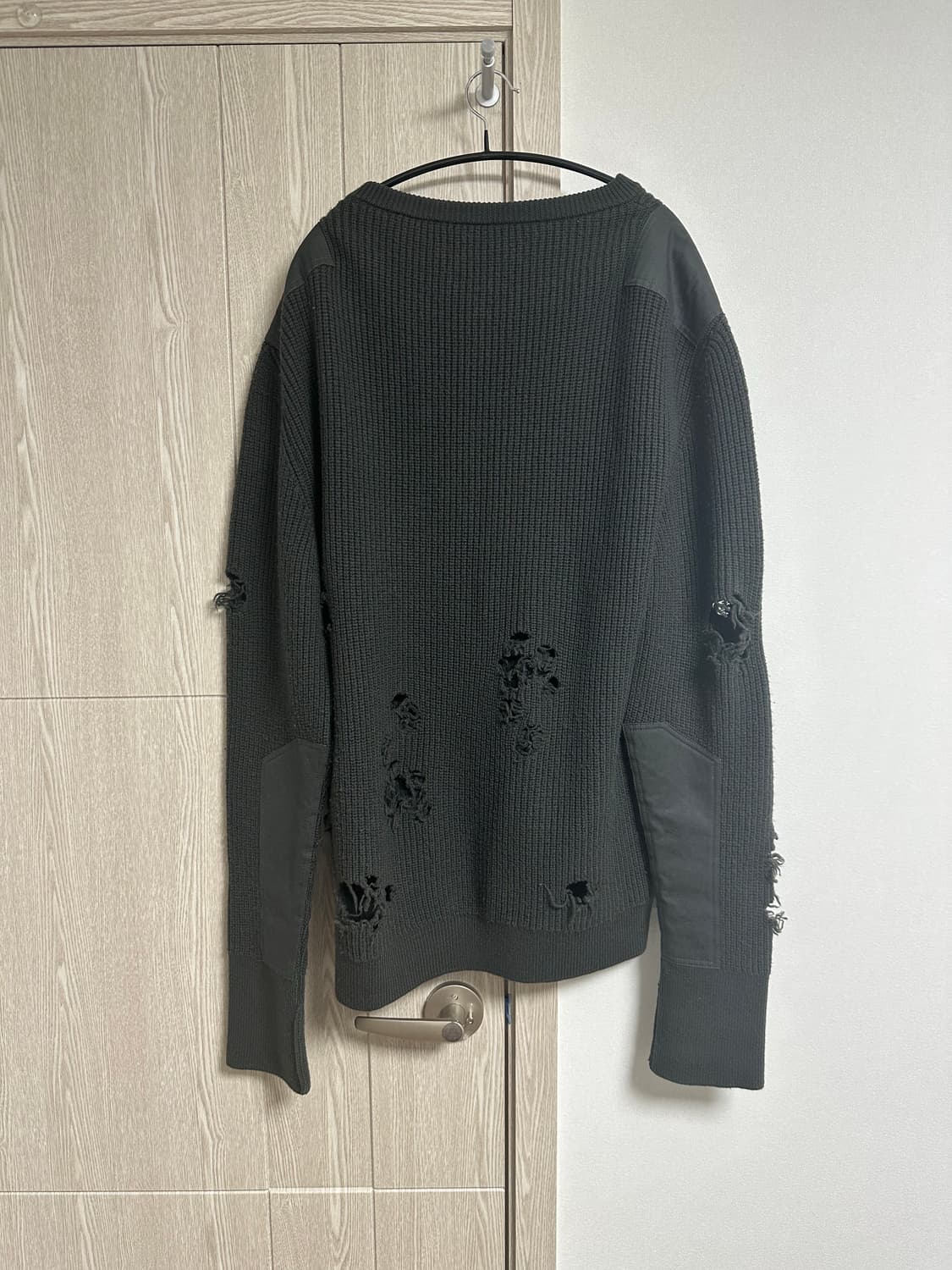 이지시즌1 디스트로이드 울 스웨터 상품이미지2