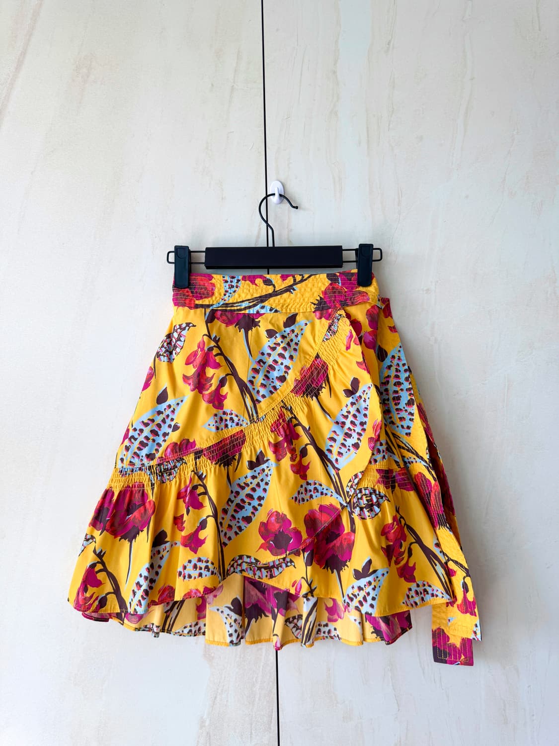 새상품 A.L.C. 랩 스커트 00사이즈 (44사이즈)옐로우 플라워 패턴 상품이미지4
