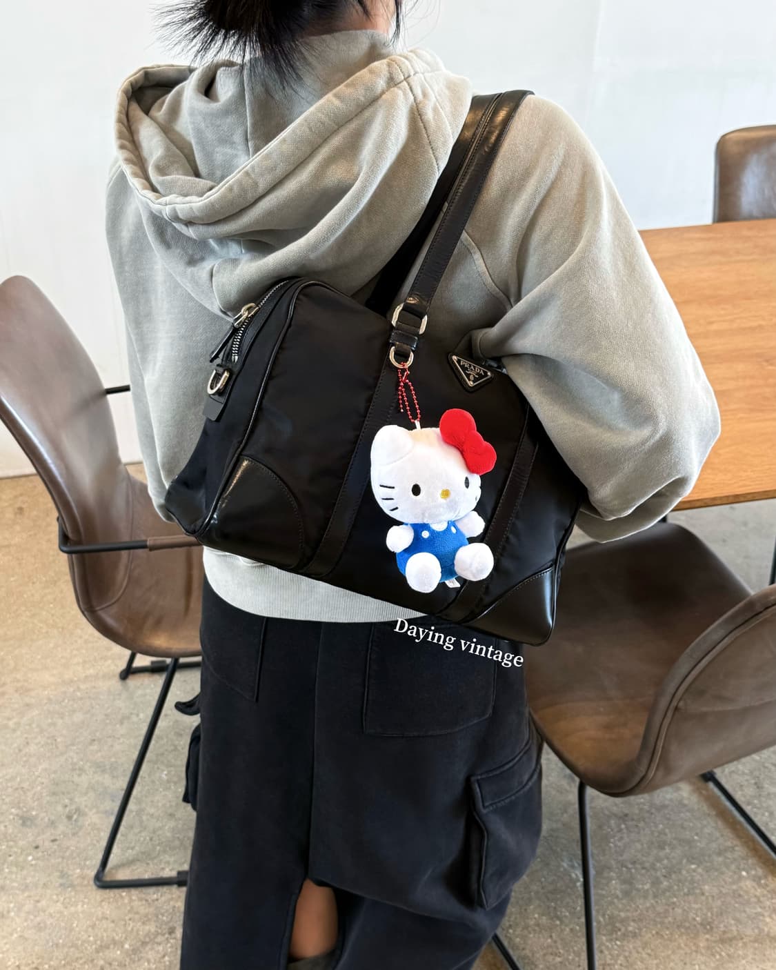 프라다 나일론 숄더백 상품이미지9