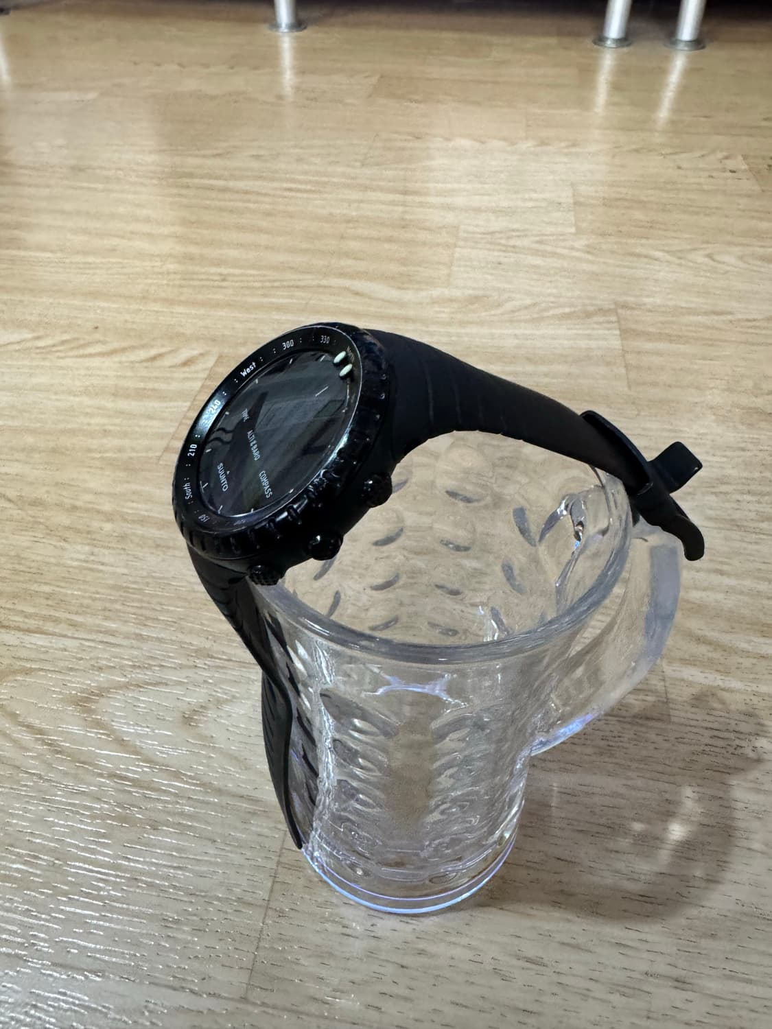 순토 코어 올블랙 시계 상품이미지3