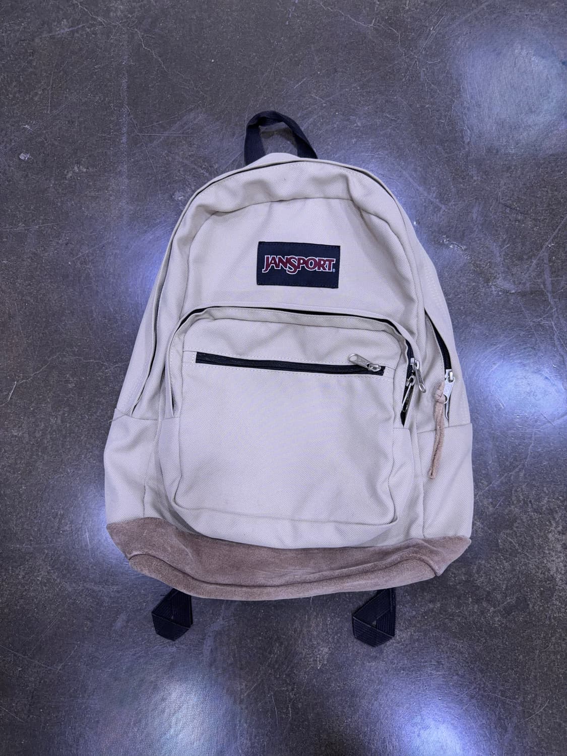 잔스포츠 라이트 백팩 스웨이드 베이지 상품이미지1