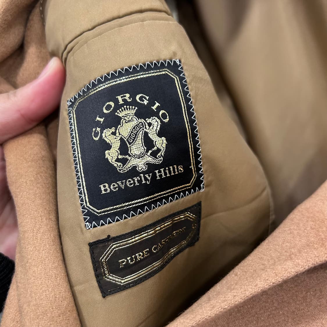 조르지오 베버리힐스 퓨어 케시미어 투버튼 블레이져 상품이미지3