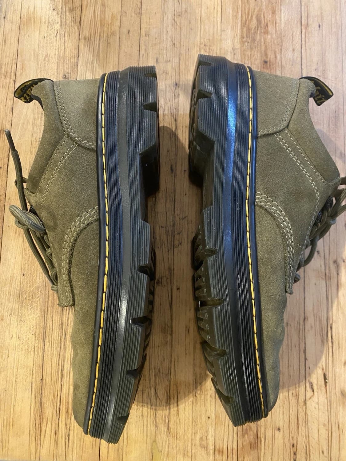 닥터마틴 리더 스웨이드 올리브 상품이미지2