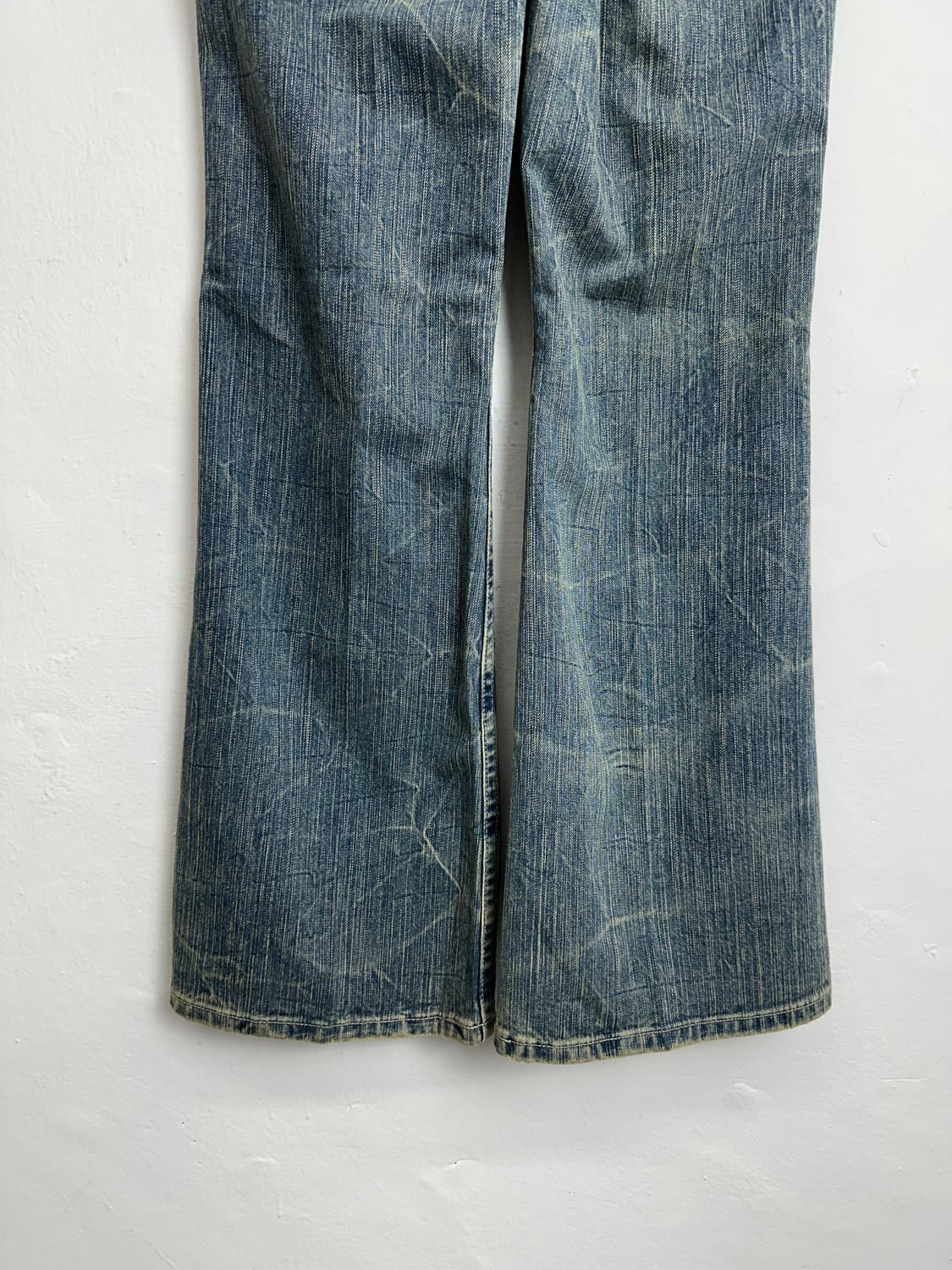 Sand-Washed Flare Jeans 상품이미지8