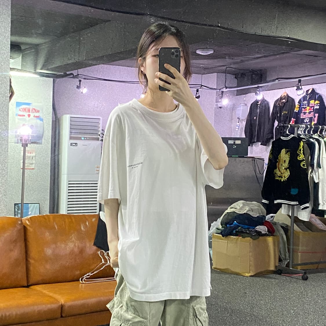 우영미 스몰로고 화이트 반팔티 b2280 상품이미지1