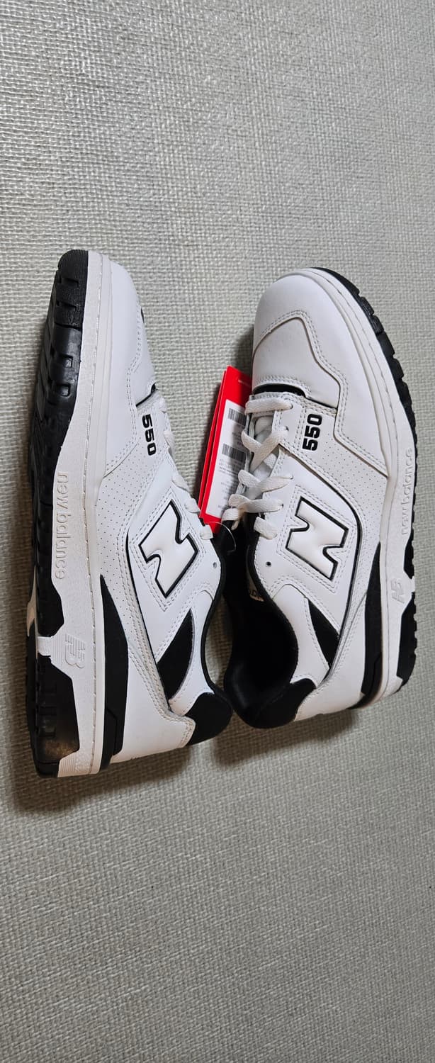 뉴발란스 550 화이트 블랙 2E 290사이즈  상품이미지3