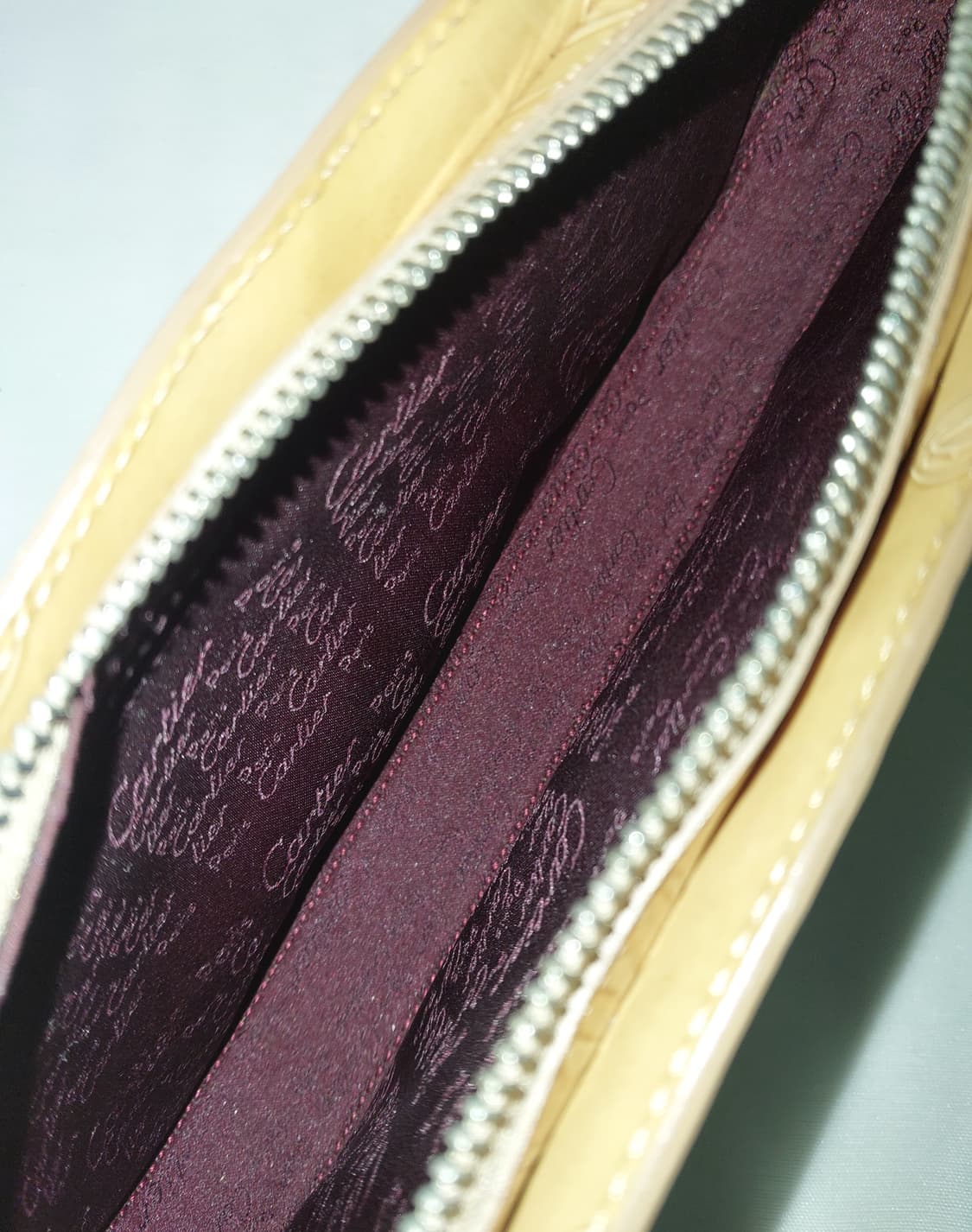 까르띠에 해피버스데이 보르도 레더 숄더백 (정품) 상품이미지9