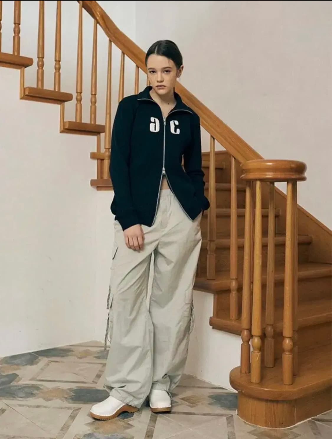 아트스피크하우스 레글런 니트 집업 블랙 상품이미지1