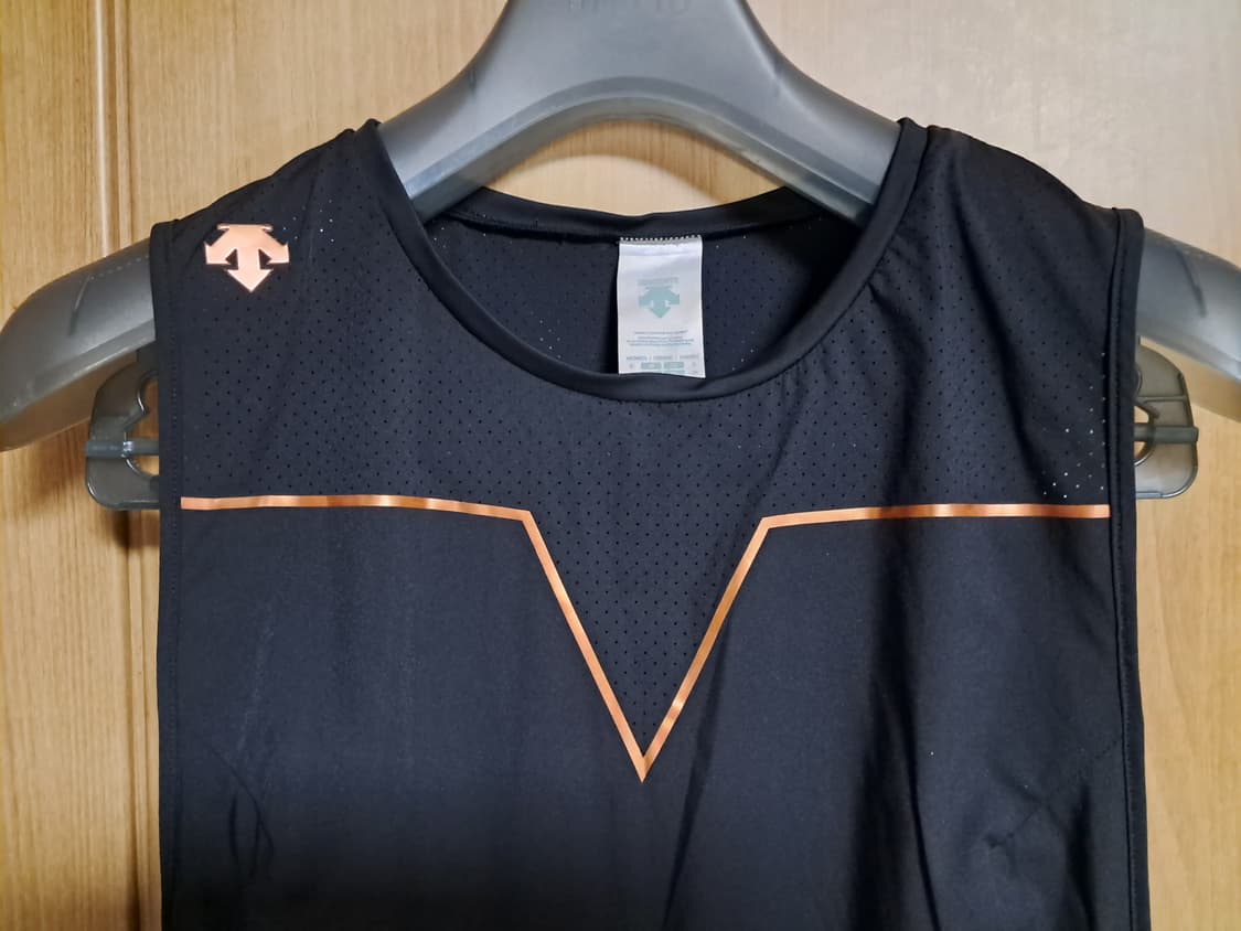 데상트 민소매티 여성S 상품이미지4