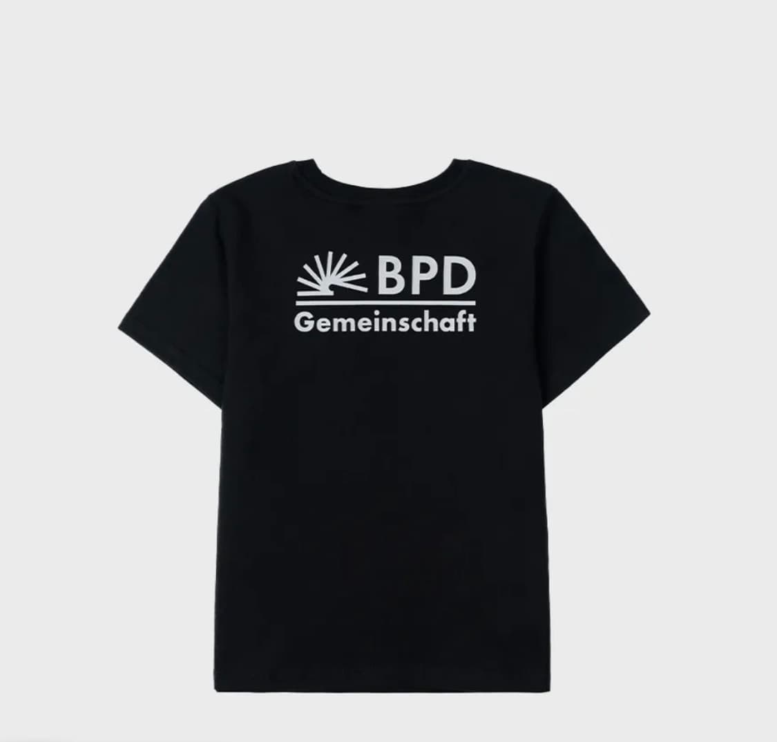 베를린포토북디스트리뷰션 (W) 001 GEMEINSCHAFT TEE ( 상품이미지1
